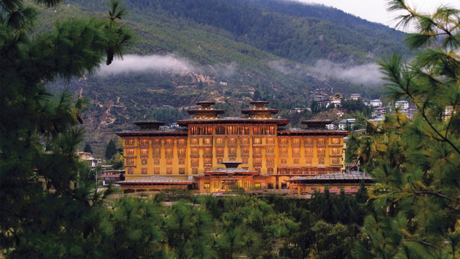 taj-tashi-luxury-hotel-bhutanjpg