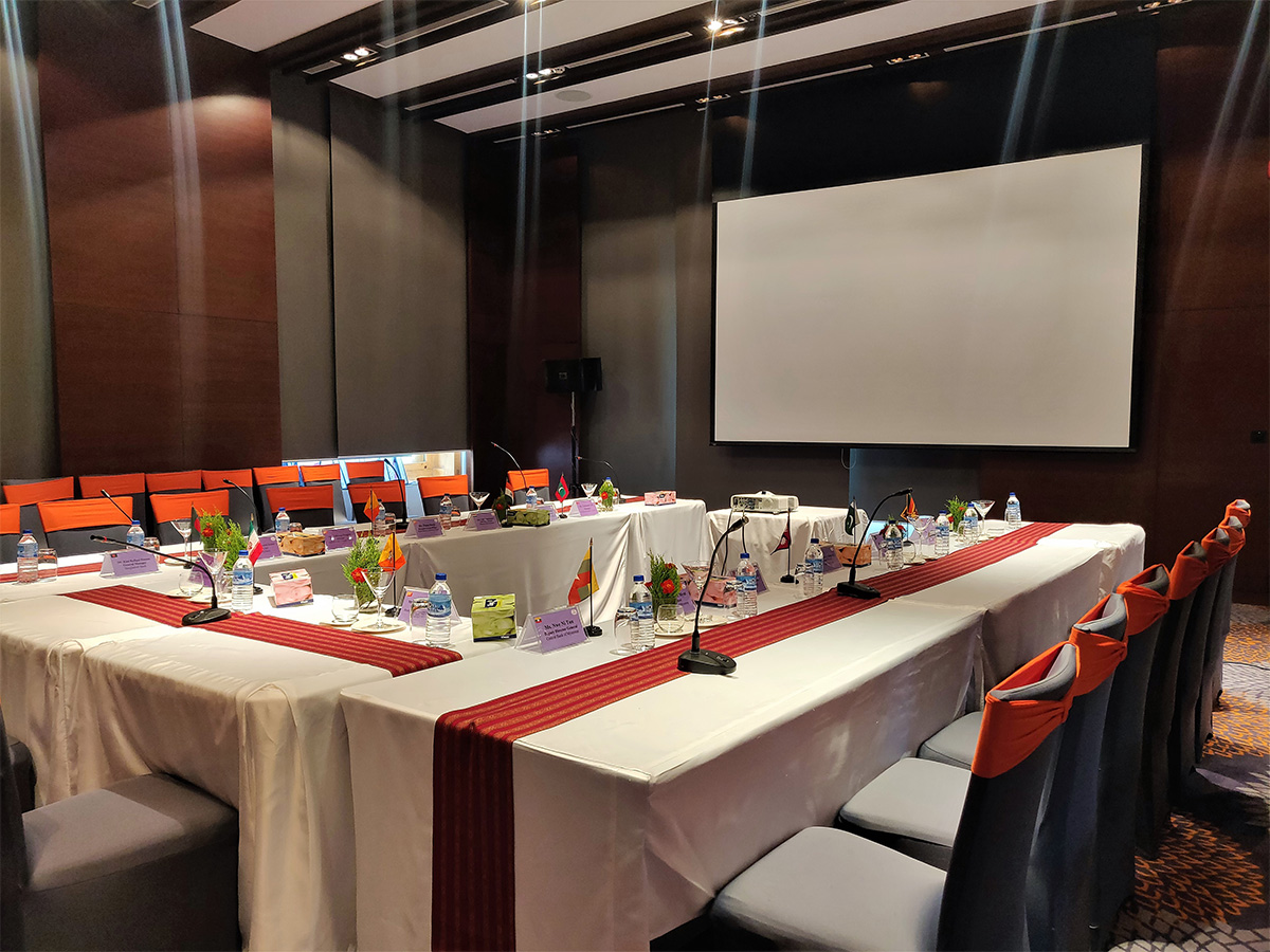 Riverfront Multifunction Room