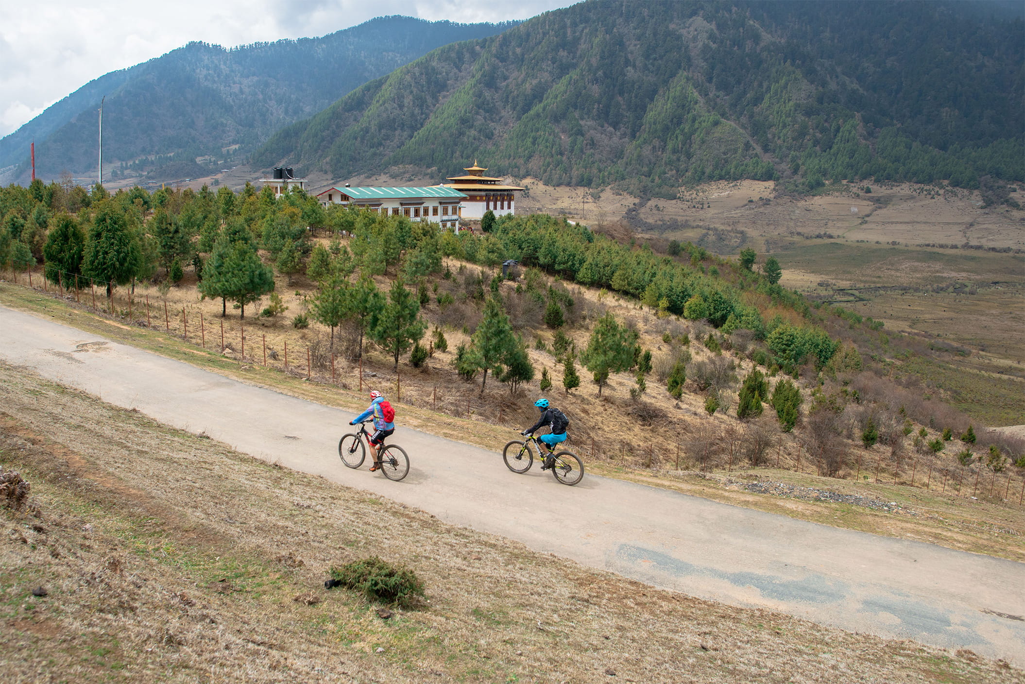 Cycling in Bhutan_Kencho Wangdi