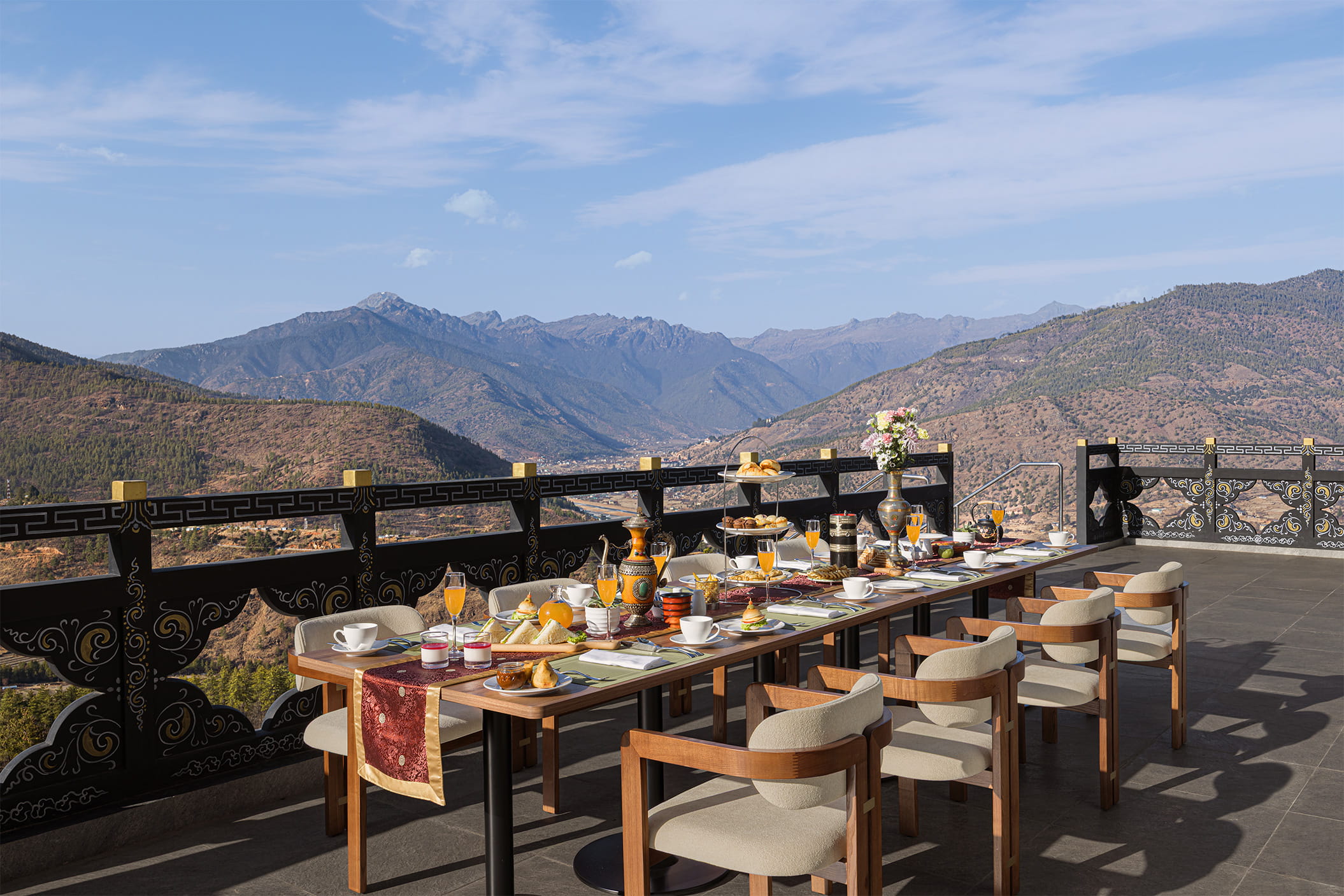 Bring everyone together around a table filled with meaningful experiences